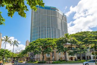 383 Kalaimoku Street E1707, Honolulu, HI 96815