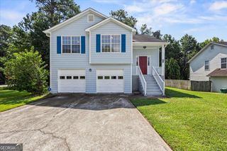 5604 Rockingwood Lane, Atlanta, GA 30349