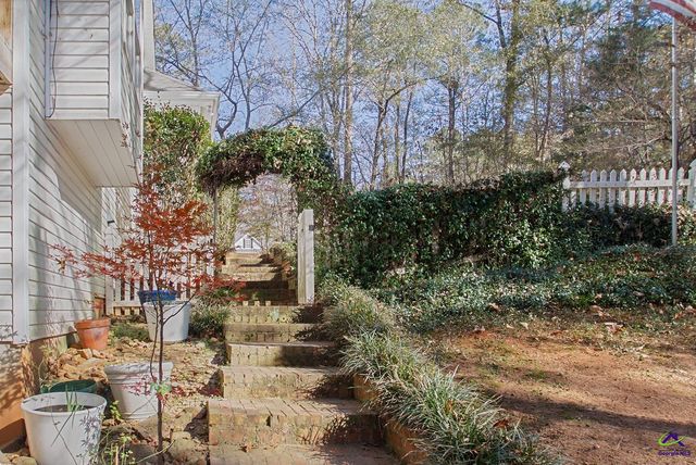 22 Rabon Drive, Forsyth, GA 31029