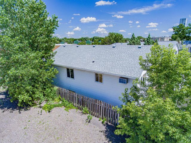 904 9th Avenue SE, Minneapolis, MN 55414