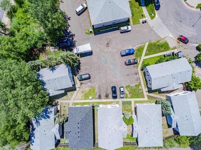 904 9th Avenue SE, Minneapolis, MN 55414