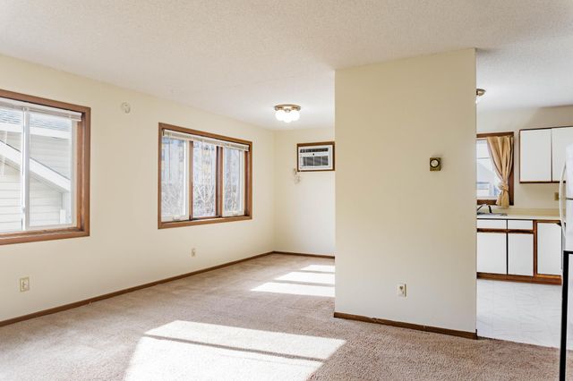 904 9th Avenue SE, Minneapolis, MN 55414