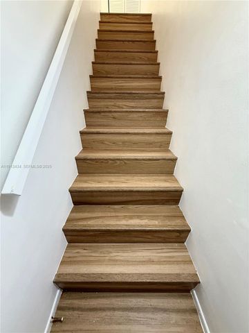 313 Gardens Dr 203, Pompano Beach, FL 33069