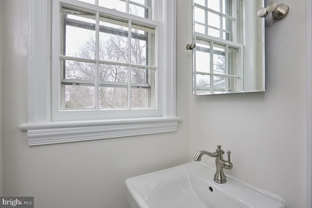 6216 30TH ST NW, Washington, DC 20015