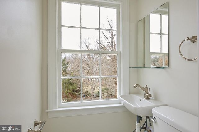 6216 30TH ST NW, Washington, DC 20015