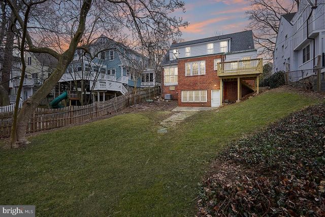 6216 30TH ST NW, Washington, DC 20015