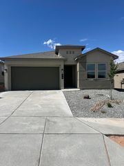 6751 Clayton Drive NE, Rio Rancho, NM 87144