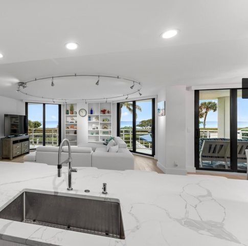 176 Helios Drive 205, Jupiter, FL 33477