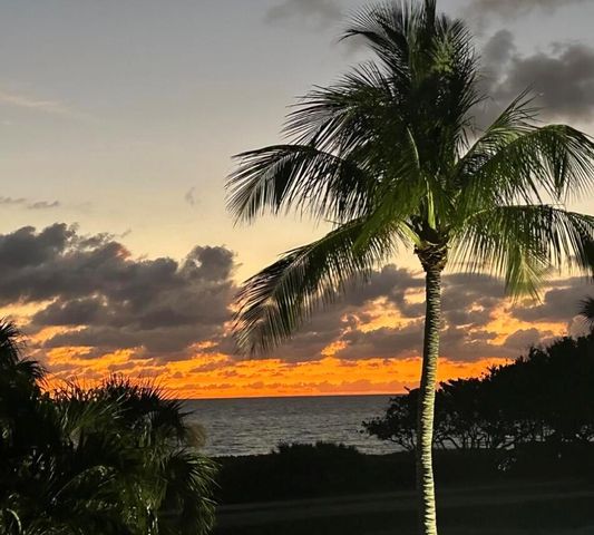 176 Helios Drive 205, Jupiter, FL 33477