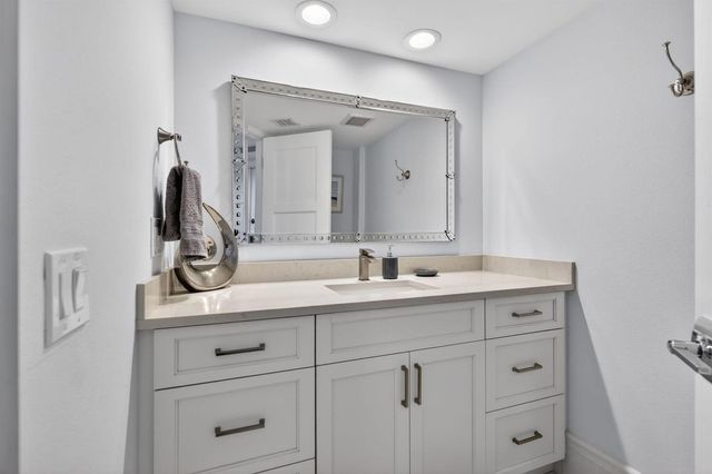 176 Helios Drive 205, Jupiter, FL 33477