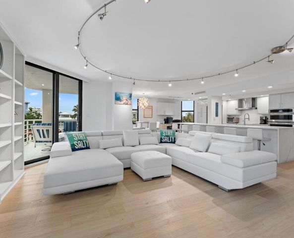 176 Helios Drive 205, Jupiter, FL 33477