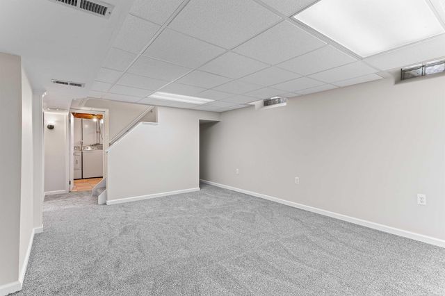 3804 S Longmeadow Road, Trenton, MI 48183