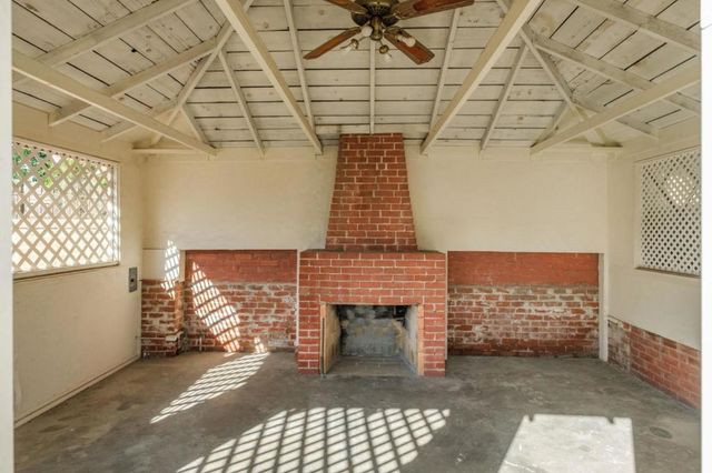 1543 N Thorne Avenue, Fresno, CA 93728