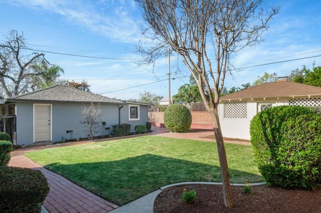1543 N Thorne Avenue, Fresno, CA 93728