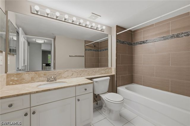 1265 Wildwood Lakes BLVD 207, Naples, FL 34104
