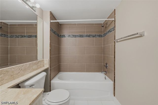 1265 Wildwood Lakes BLVD 207, Naples, FL 34104