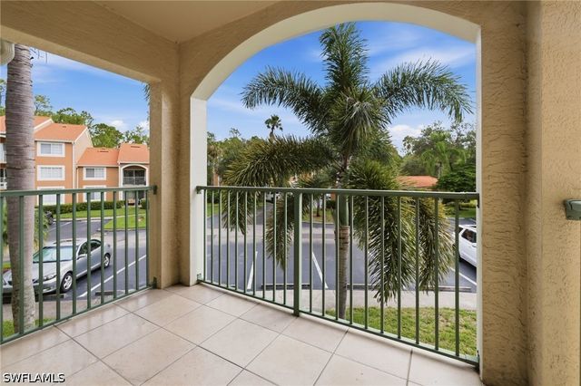 1265 Wildwood Lakes BLVD 207, Naples, FL 34104