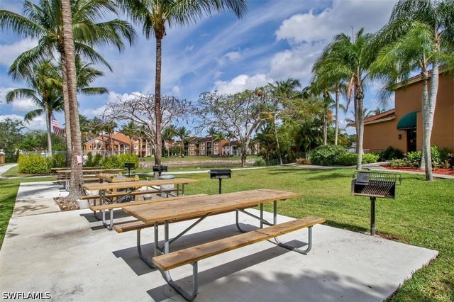 1265 Wildwood Lakes BLVD 207, Naples, FL 34104