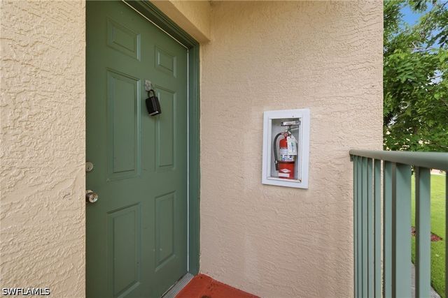 1265 Wildwood Lakes BLVD 207, Naples, FL 34104