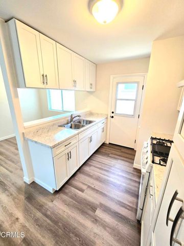 2976 Sherwin Avenue, Ventura, CA 93003
