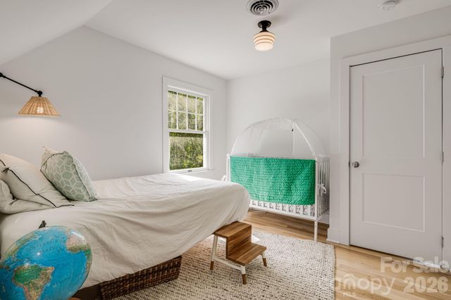 92 Rose Hill Road, Asheville, NC 28803