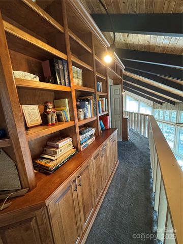 160 Crestwood Circle, Newland, NC 28657