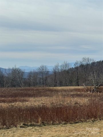 160 Crestwood Circle, Newland, NC 28657