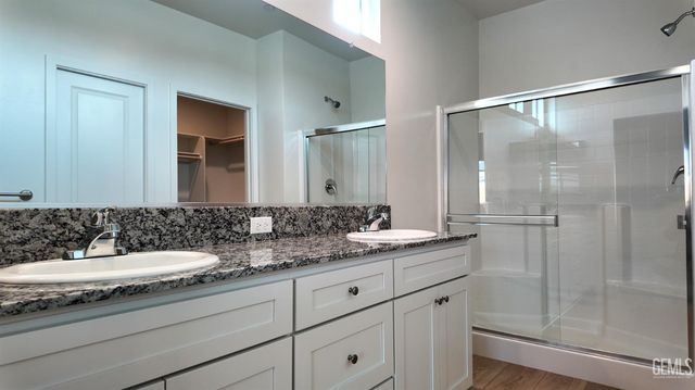 1620 Hobbs Lane, Bakersfield, CA 93307