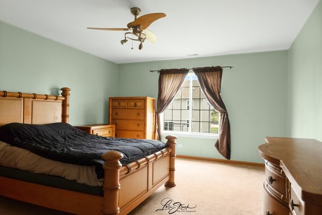 7801 Mossheather Drive, Joliet, IL 60431