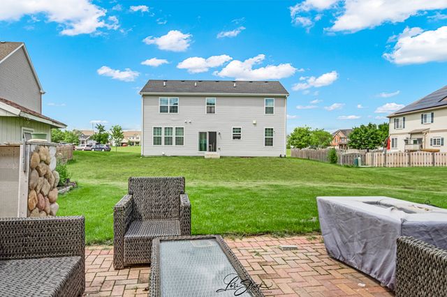 7801 Mossheather Drive, Joliet, IL 60431