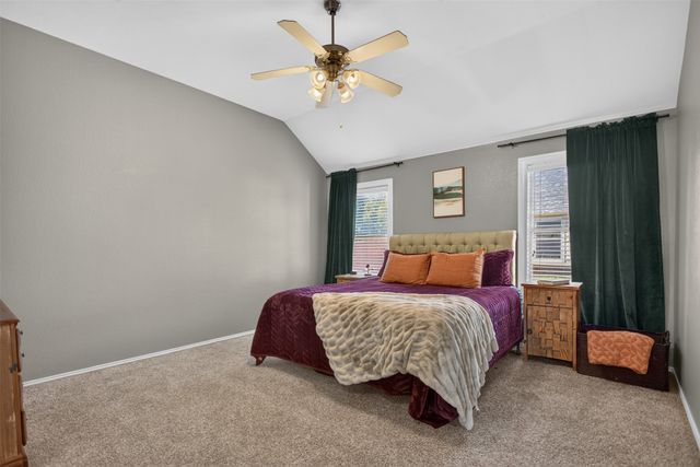 4001 Bridge Water Road, Heartland, TX 75126