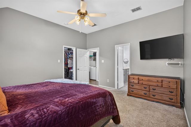 4001 Bridge Water Road, Heartland, TX 75126