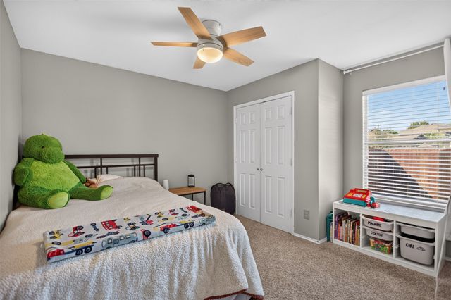4001 Bridge Water Road, Heartland, TX 75126