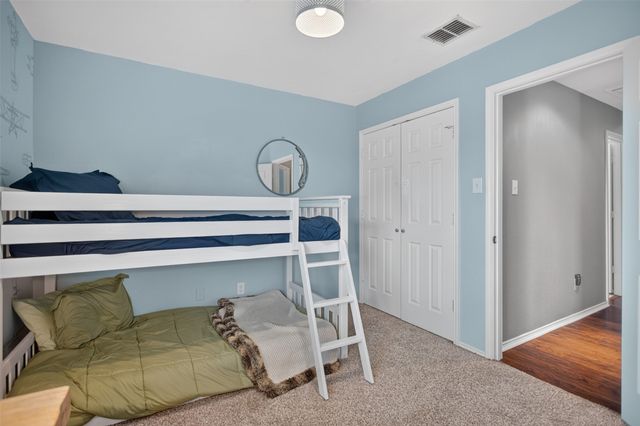 4001 Bridge Water Road, Heartland, TX 75126