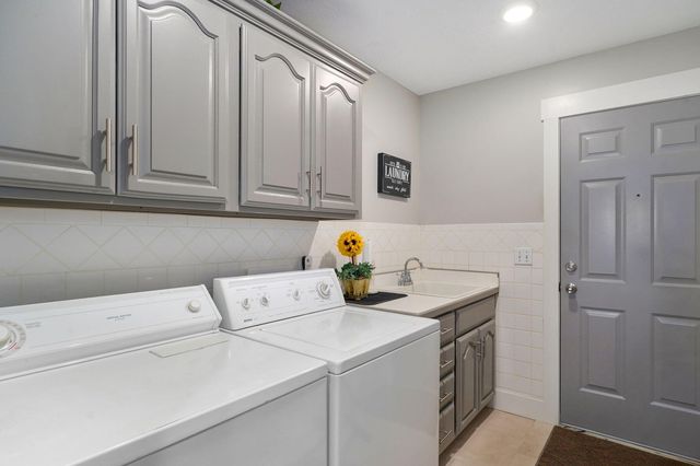 2170 E Sequiota Street, Springfield, MO 65804