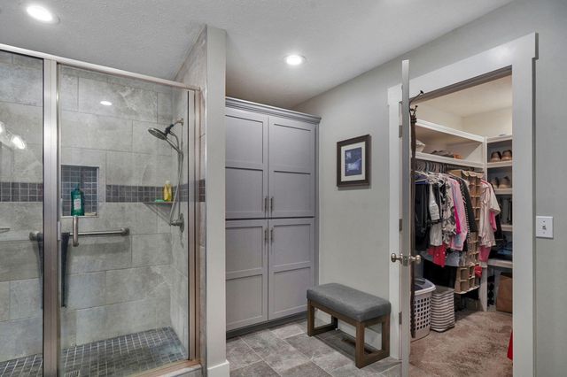 2170 E Sequiota Street, Springfield, MO 65804