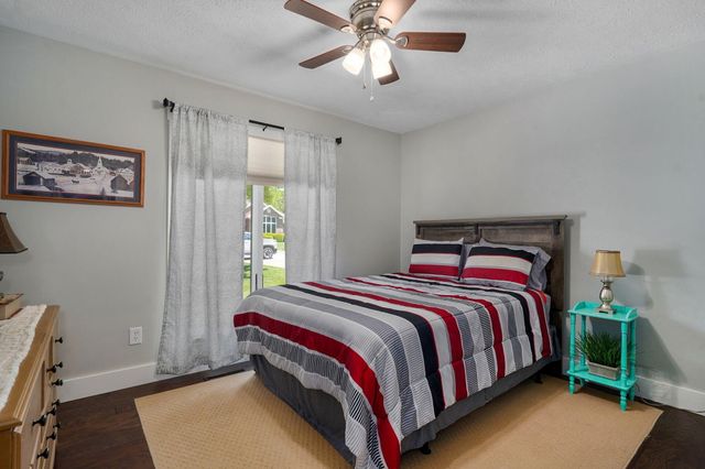 2170 E Sequiota Street, Springfield, MO 65804