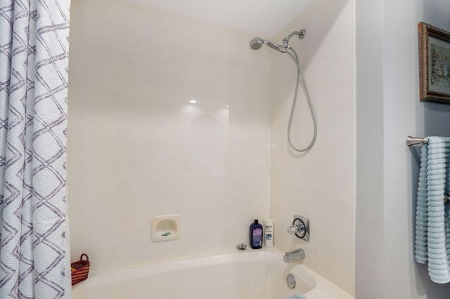 2170 E Sequiota Street, Springfield, MO 65804