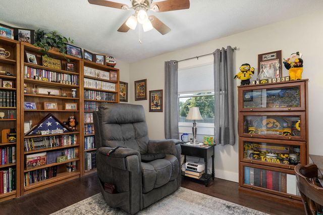 2170 E Sequiota Street, Springfield, MO 65804