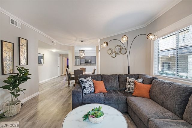 5250 South Rainbow Boulevard 1064, Las Vegas, NV 89118