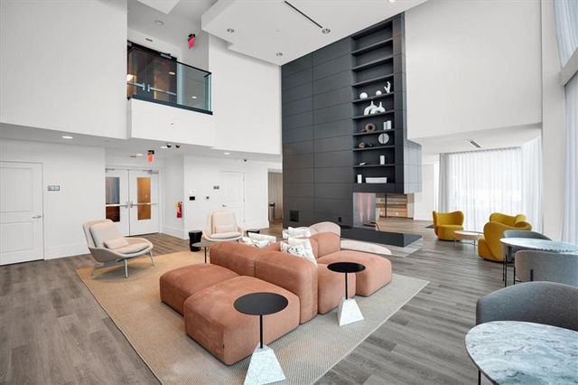 3324 Peachtree NE Road 1307, Atlanta, GA 30326