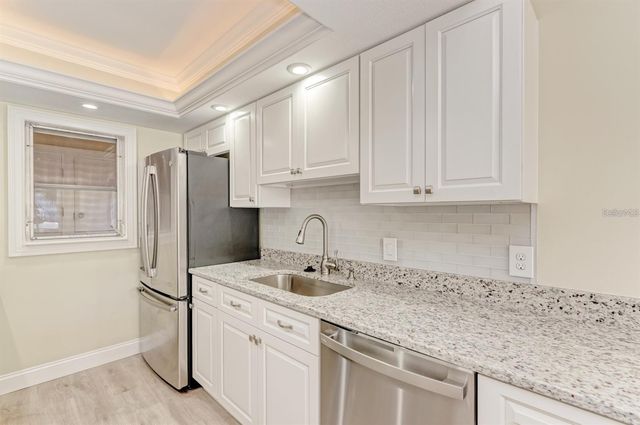 129 TYLER DRIVE 101, Sarasota, FL 34236