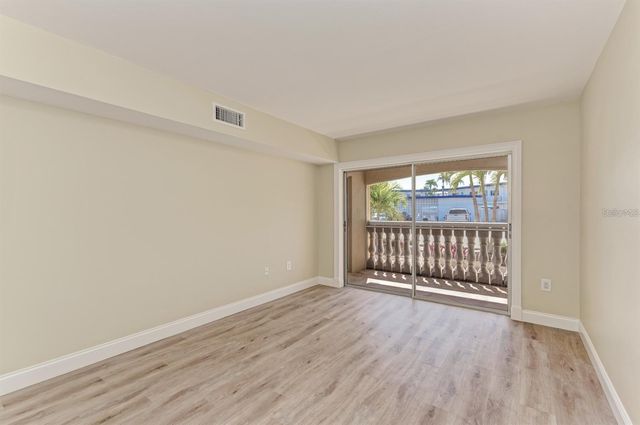 129 TYLER DRIVE 101, Sarasota, FL 34236