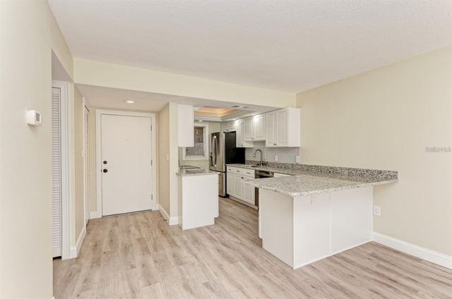 129 TYLER DRIVE 101, Sarasota, FL 34236