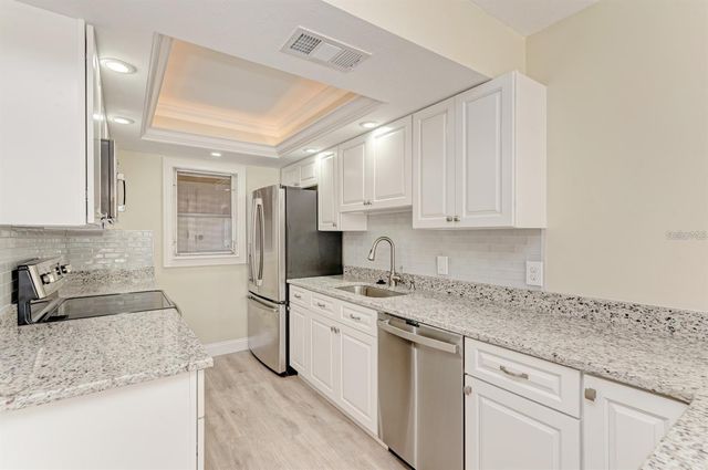 129 TYLER DRIVE 101, Sarasota, FL 34236