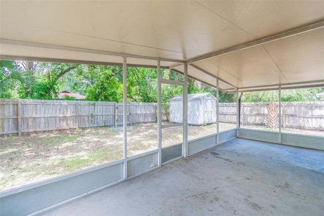 1911 W SAINT CONRAD STREET, Tampa, FL 33607