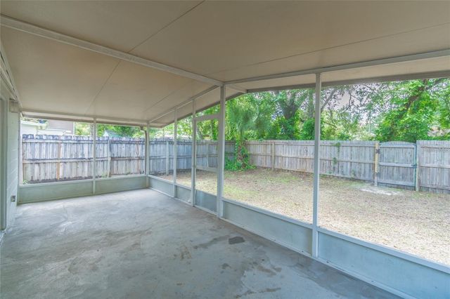 1911 W SAINT CONRAD STREET, Tampa, FL 33607