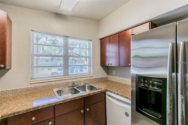 1911 W SAINT CONRAD STREET, Tampa, FL 33607