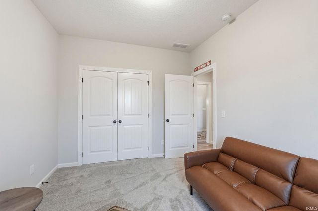 18764 Eisley Cove, Auburn, IN 46706