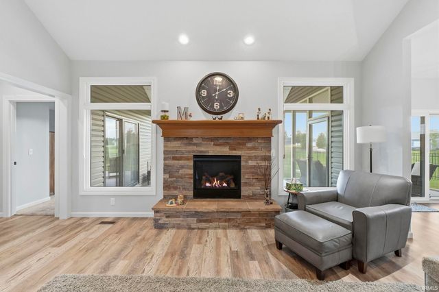 18764 Eisley Cove, Auburn, IN 46706